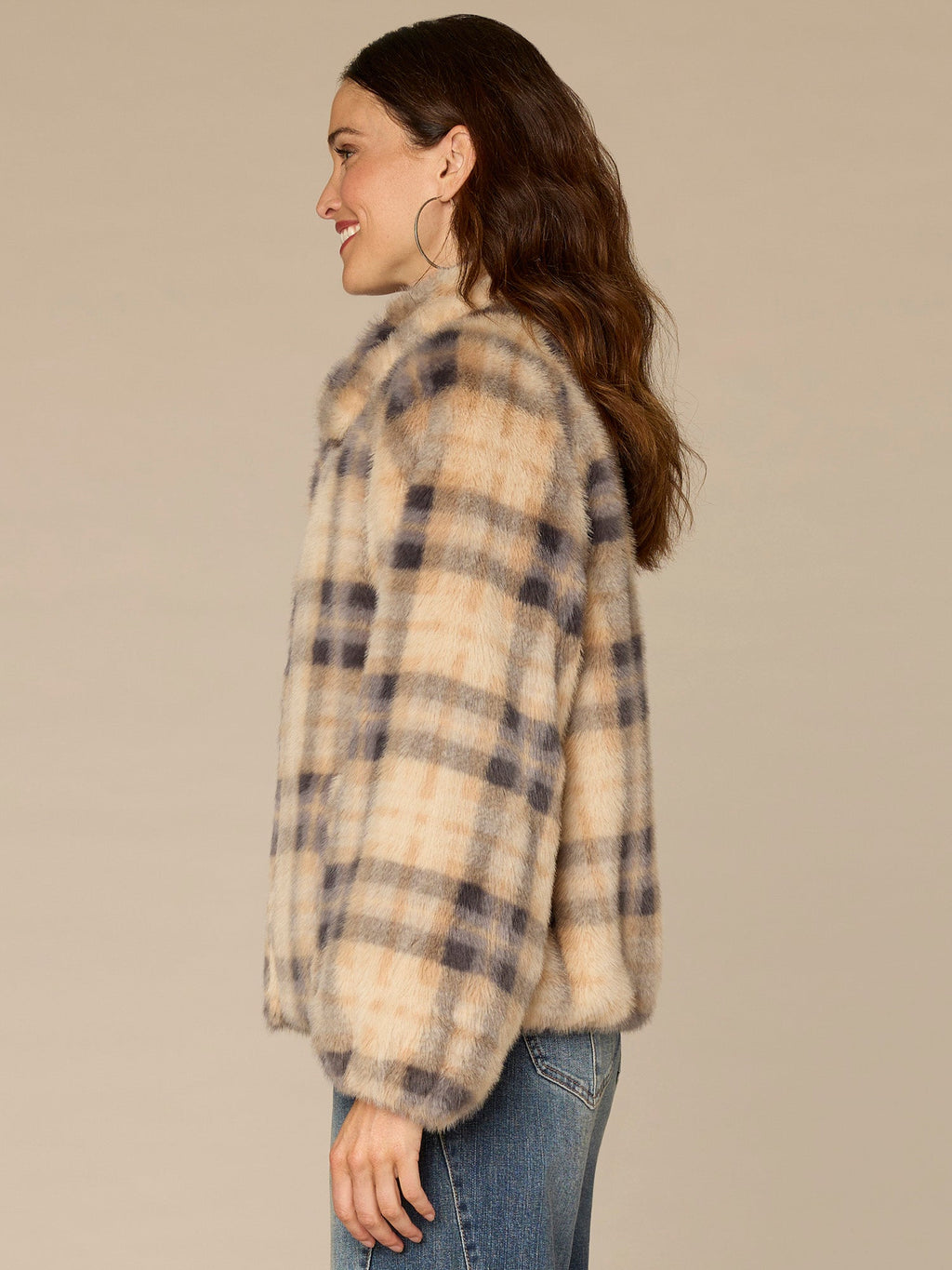 Blouson Sleeve Collared Button Front Plaid Woven Faux Fur Jacket